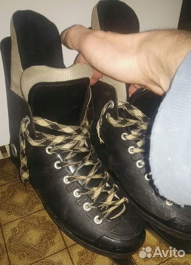 Коньки мужские