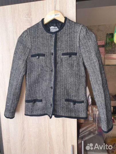 Укороченные женский пиджак р. S (40-42)