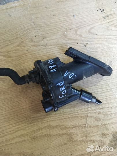 Вакуумный насос 93BB2A451AC 1.8tdci Ford