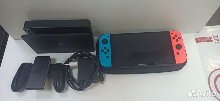 Игровые приставки Nintendo Switch oled (HEG-001)