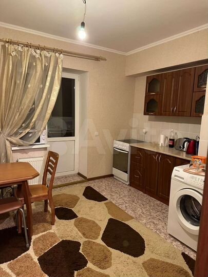 2-к. квартира, 60 м², 5/10 эт.