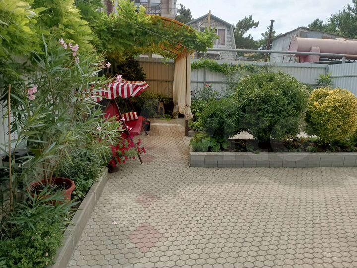 Дом 217 м² на участке 2 сот.