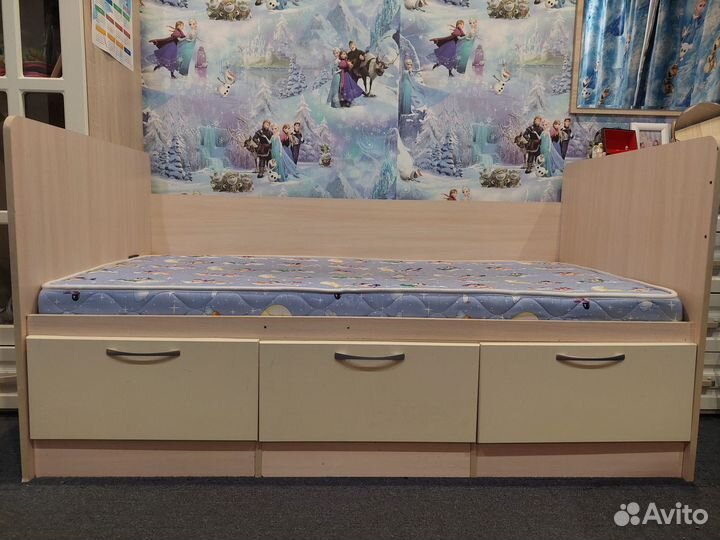 Кровать детская