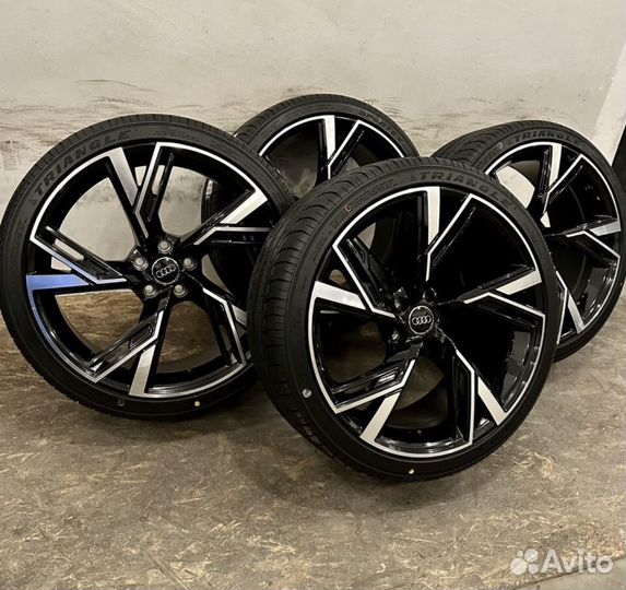 Диски на Audi R20 RS дизайн