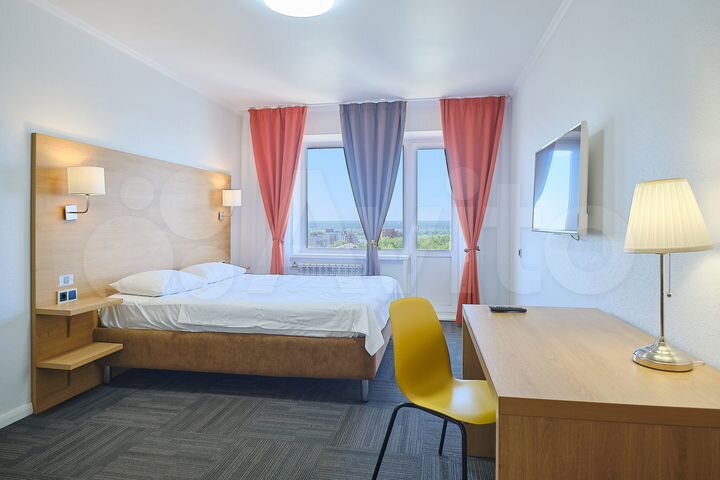 2-к. квартира, 52 м², 10/10 эт.