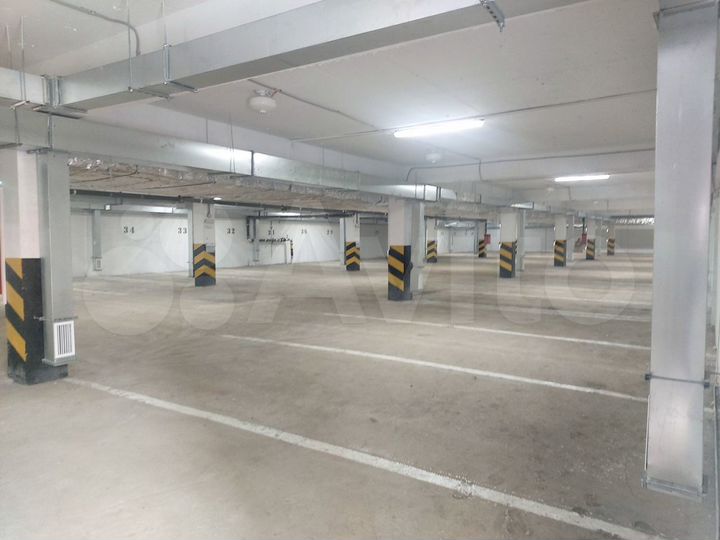 Машиноместо, 15 м²