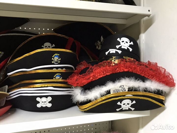 Пиратские шляпы, банданы, треуголки