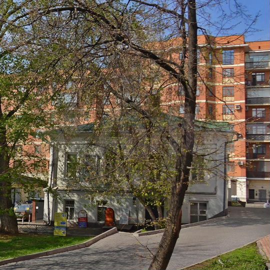 Здание, 1100 м²