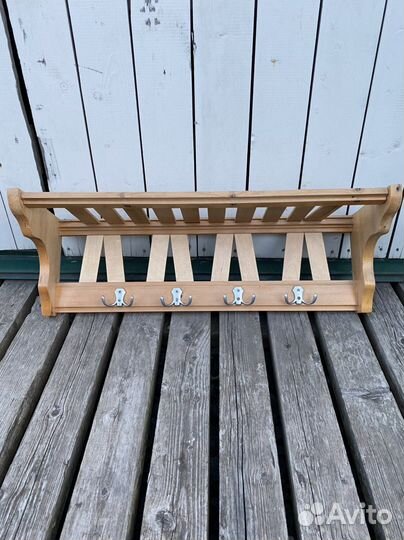 Вешалка и крючок