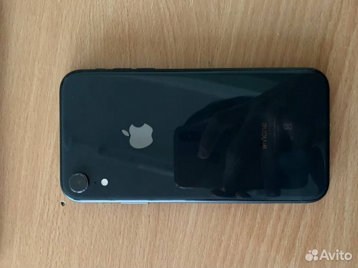 iPhone Xr, 64 ГБ