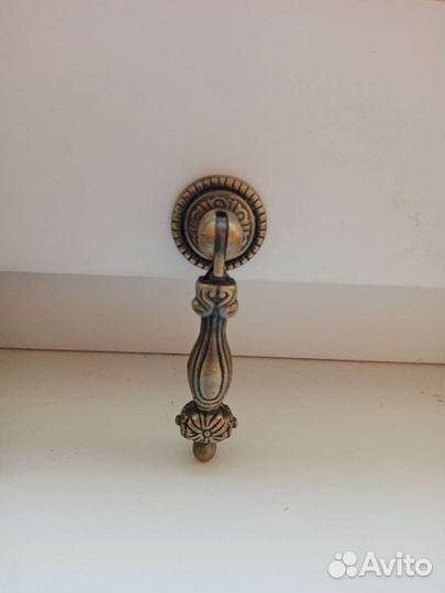 Мебельные ручки