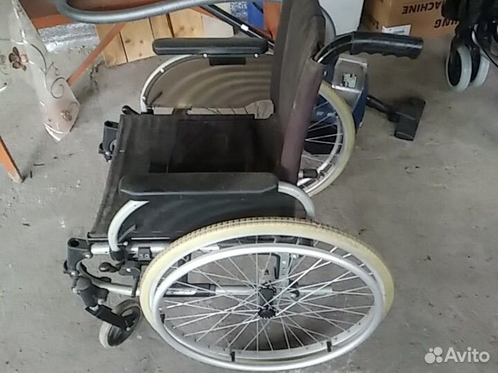 Коляска инвалидная