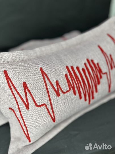 Декоративная наволочка «Кардио ритм»