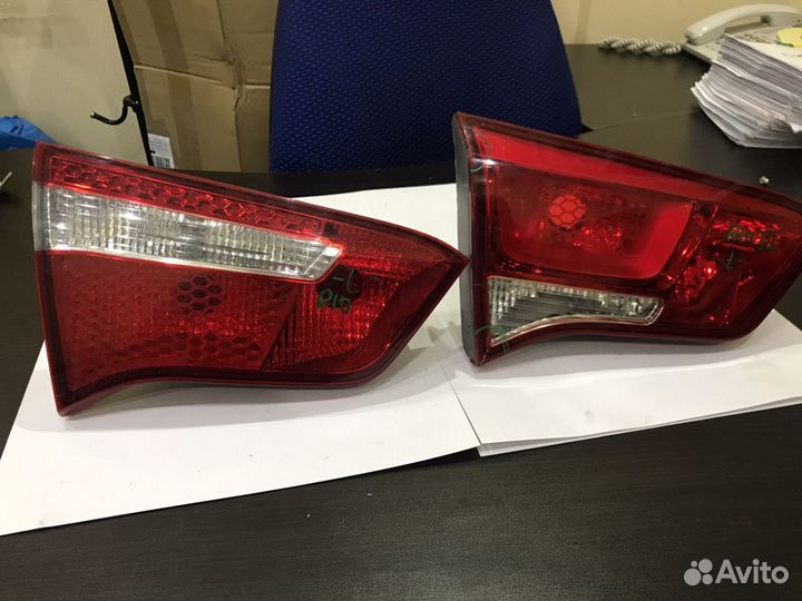 Фонарь левый внутренний Kia Rio 3