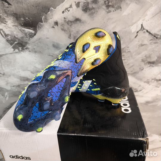 Бутсы Adidas Predator Freak