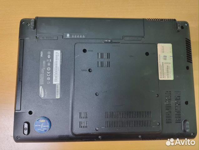 Разбор ноутбука Samsung NP-R425