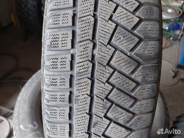 Continental ContiCrossContact Viking 225/65 R17 102Q