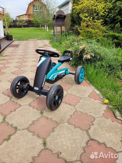 Веломобиль детский Berg Buzzy Racing зеленый