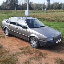 Volkswagen Passat 2.0 MT, 1993, 350 000 км, с пробегом, цена 220 000 руб.