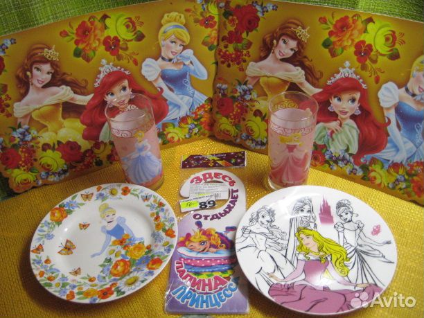 Подарок-новые наборы посуды разные