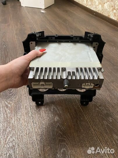 Штатная магнитола на Mazda Demio