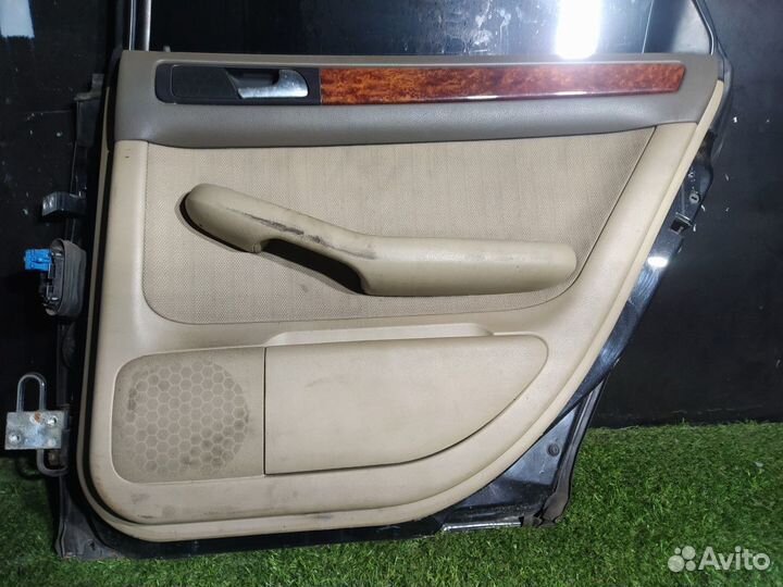 Обшивка двери задней правой Audi A6 C5