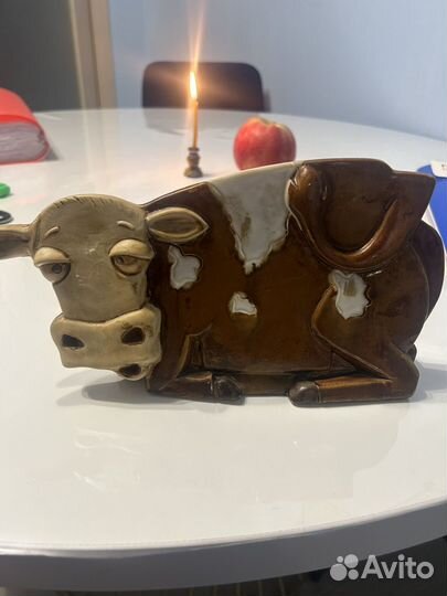 Статуэтка корова