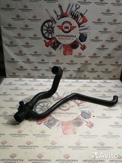 Патрубок нижний радиатора Audi A4 B5 Passat B5 APU