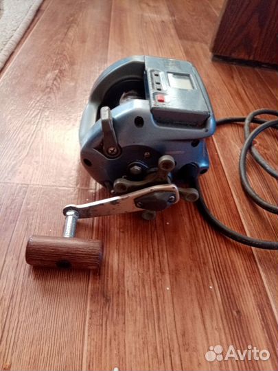 Электрокатушка Shimano 3000