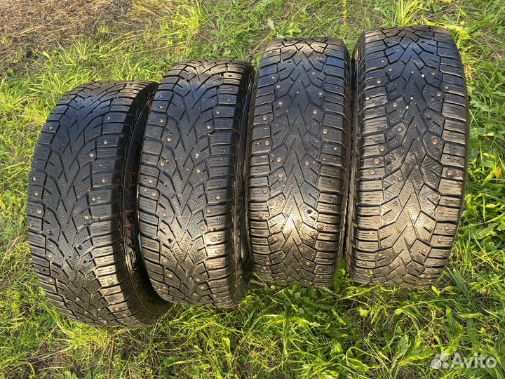 Gislaved NordFrost 100 SUV 215/65 R16 102T