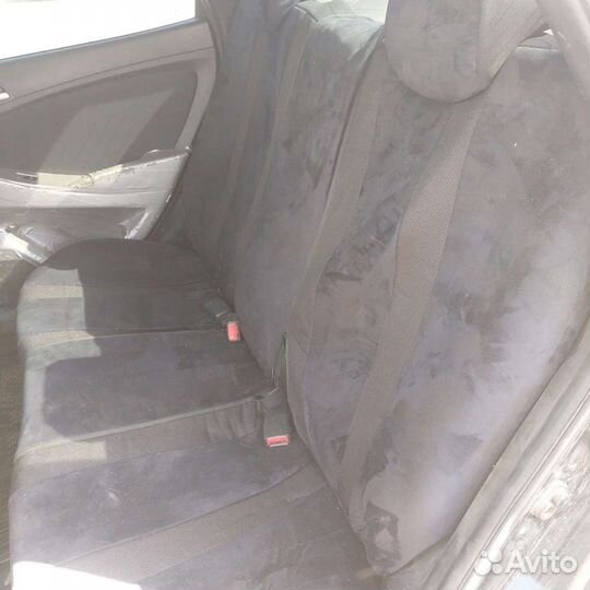 Чехлы на автомобильные сидения