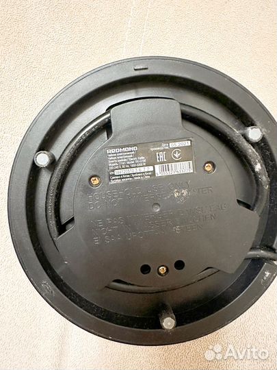 Чайник электрический Redmond