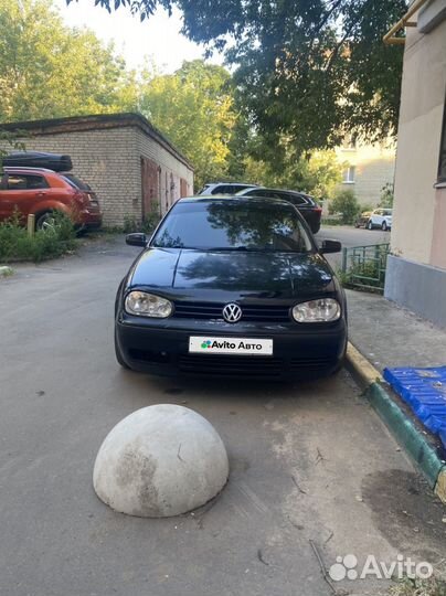 Volkswagen Golf 1.6 МТ, 2002, 165 000 км