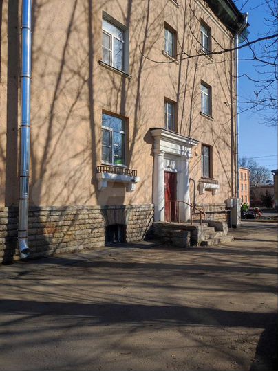 Комната 16 м² в > 9-к., 3/3 эт.