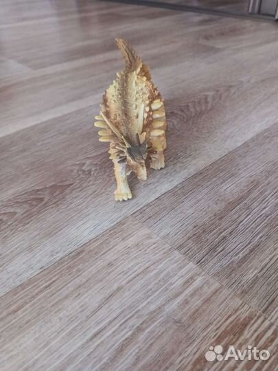 Динозавры игрушки