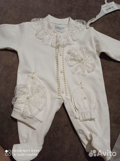 Комплект на выписку для девочки