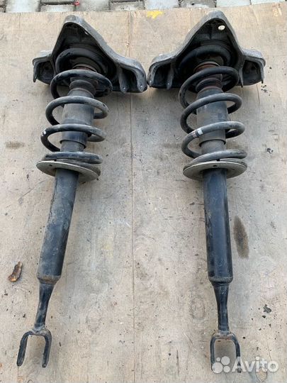 Стойка подвески передняя Audi A4 B7 2.0 BGB