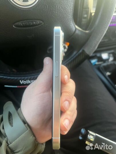 iPhone 15 Pro, 128 ГБ