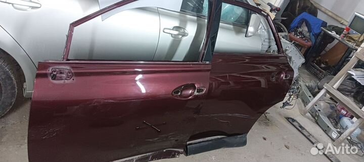 Дверь. lexus RX.270,350,450