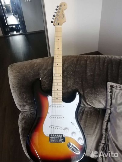 Фендер стратокастер