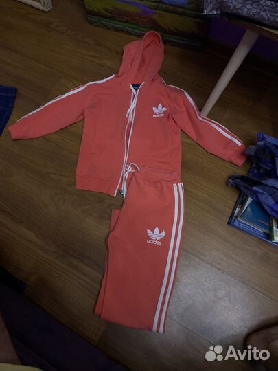 Спортивный костюм adidas