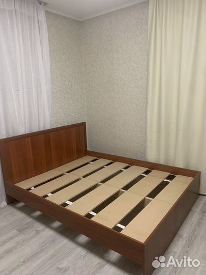 Кровать двухспальная 160 200 бу