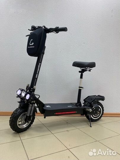 Мощный внедорожный электросамокат Kugoo M5 1000W