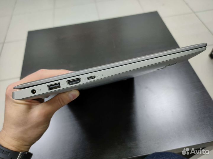 Ноутбук Lenovo 120S