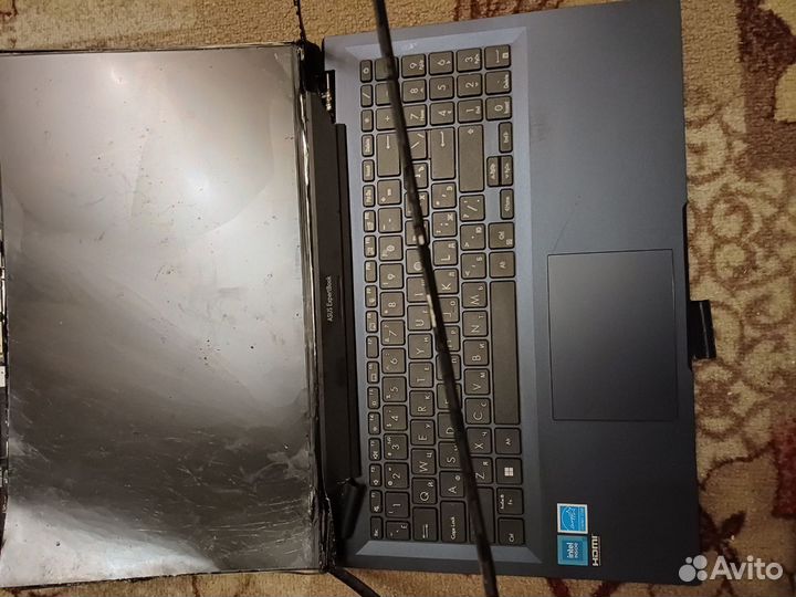 Asus Expertbook B1502CG