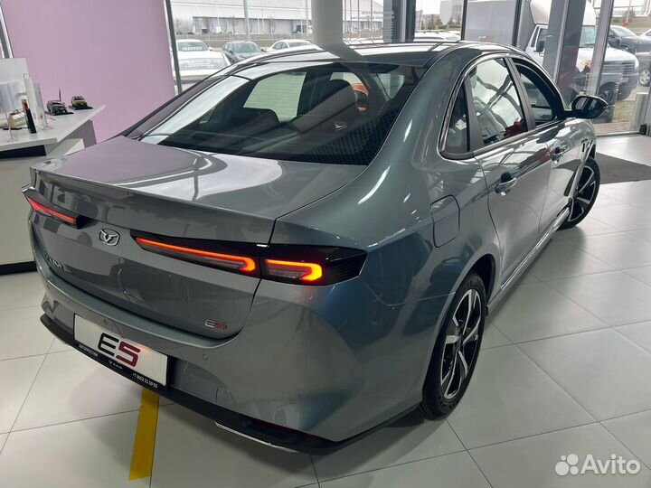 Kaiyi E5 1.5 CVT, 2023