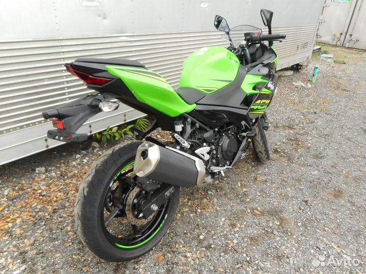 Kawasaki ninja 400R ABS No. B10761