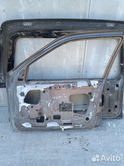 Дверь передняя правая Ford Taurus 1 Форд Таурус 1
