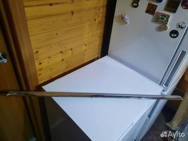 Молдинг двери передний левый volkswagen passat b7