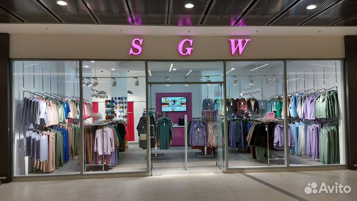 Продавец консультант в магазин женской одежды